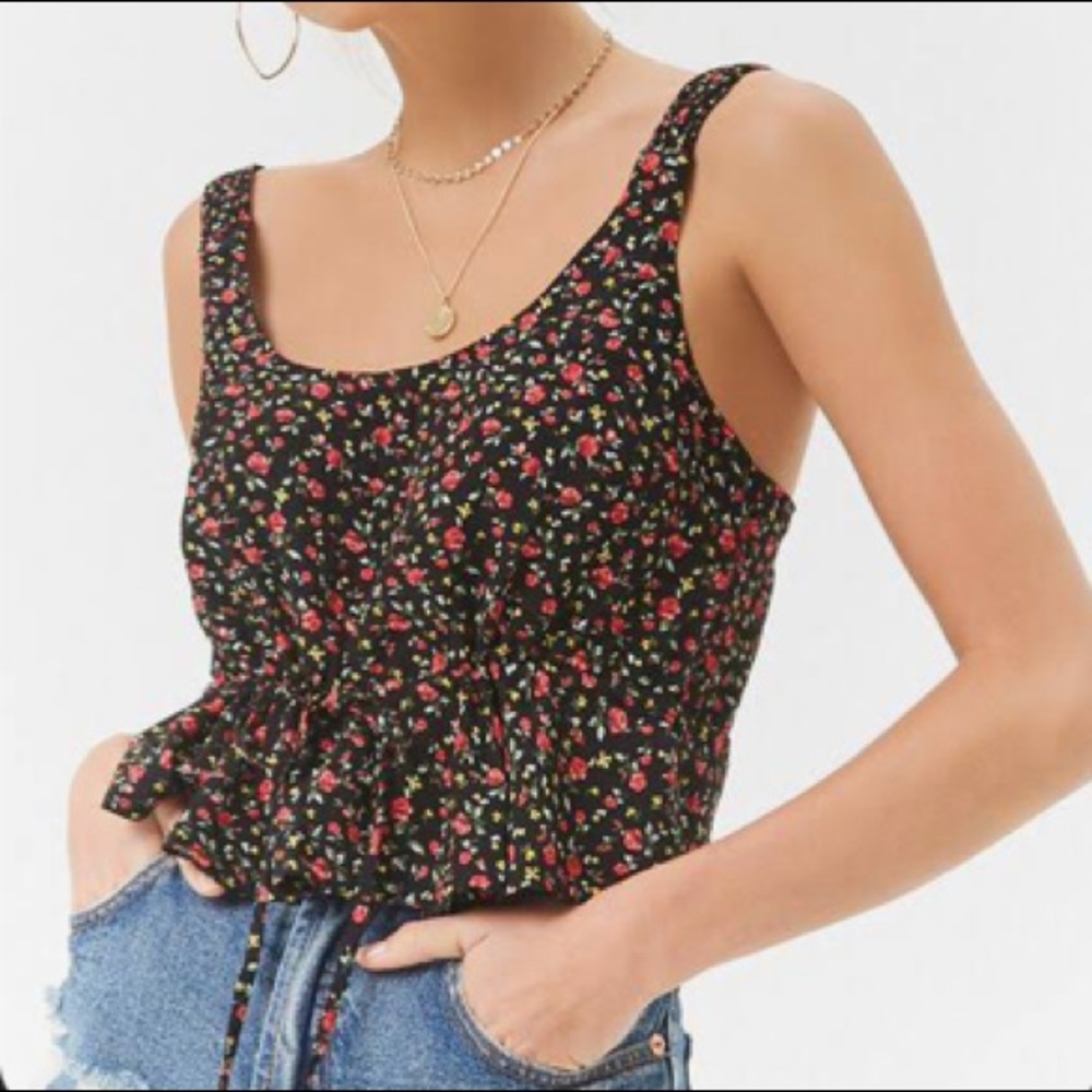 🧡3/$30 Floral Print Sleeveless Blouse Front Tie